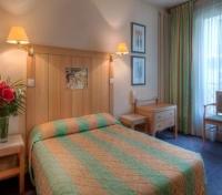 Belmont Hotel Room